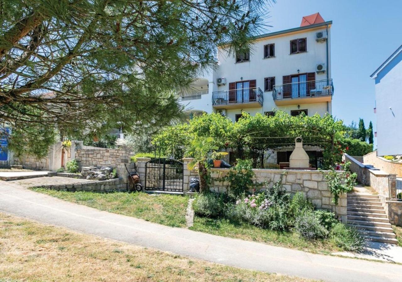 Appartement Adria *