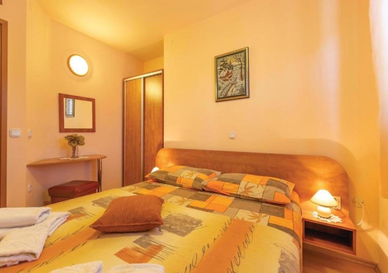 Apartment Adria